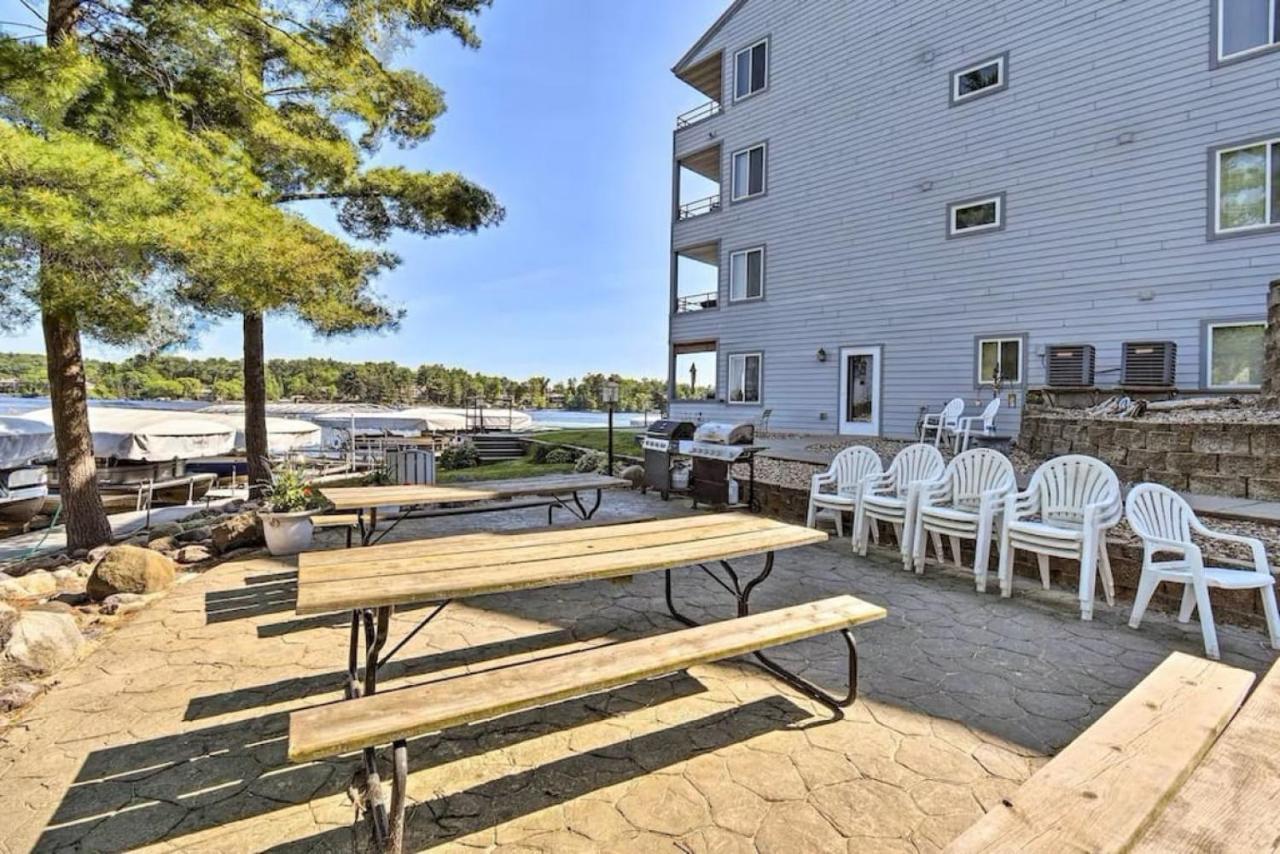 Ethels Beachfront Getaway Wisconsin Dells Buitenkant foto